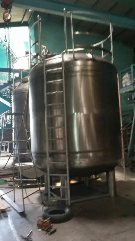 Bồn inox đứng dung tích lớn